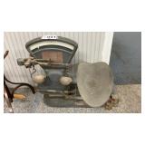 ANTIQUE TOLEDO SCALE
