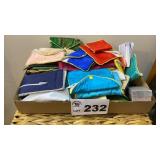 POUCHES