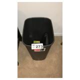 TRASH CAN