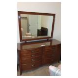 LAMMERTS DREXEL WALNUT DRESSER W MIRROR w GLASS