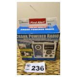 CRANK POWERED RADIO