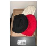 WOMANS KNITTED HATS, BERET