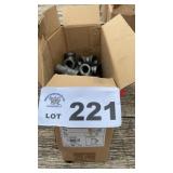 TEE, 1/2 INCH BLACK