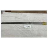 2 GOLD TIP LIGHTNING ARROWS, 29 LENGTH