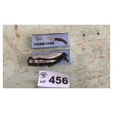 2 SWAMP LIZARD KNIVES