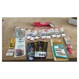 SNELLS, SCALER, RUBBER WORMS