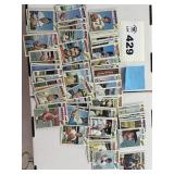 100 1977 Topps baseball cards