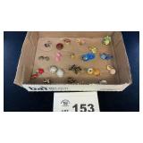 20 PAIRS VINTAGE EARRINGS