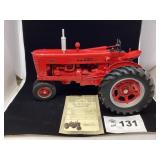 1/12 SCALE ERTL FARMALL 400 - SIGNATURE SERIES