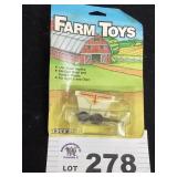 1/64 SCALE ERTL FARM TOYS WAGON