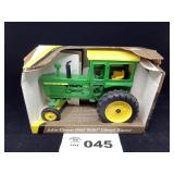 1/16 SCALE ERTL JOHN DEERE 1961 4010 DIESEL