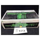 1/16 SCALE JOHN DEERE 214-T TWINE-TIE BALER
