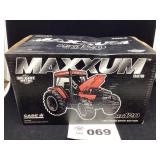 1/16 SCALE ERTL MAXXUM MX120 - 1997 FARM SHOW