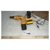 DEWALT DRILL W CHARGER AND 2 BATTERIES