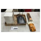 SPEAKERS, INDOOR ANTENNA, TOOTSIE ROLL BANK