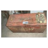 STEEL TOOLBOX, 32 INCH LONG