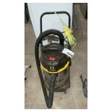 STANLEY 8 GALLON VAC