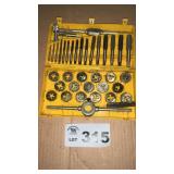 TAP AND DIE SET