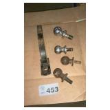 1 1/4 IN HITCH, 4 HITCH BALLS