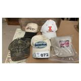 CAPS, GRETCHEN WILSON AUTOGRAPH