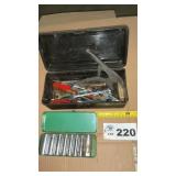 PLASTIC TOOLBOX WITH CONTENTS
