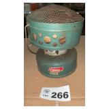 COLEMAN CAMP STOVE