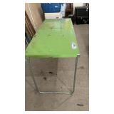 METAL FOLDING TABLE, 24 x 60