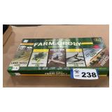 JOHN DEERE GAME, NEW IN BOX