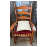 ROCKING CHAIR