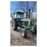 John Deere 4430