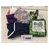 APRONS ADN HOLIDAY DECOR