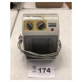 HOLMES CERAMIC HEATER