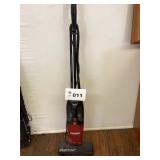 EUREKA SMALL VACUUM