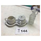 FIESTA WARE SUGAR AND CREAMER SET / VINTAGE CRUET