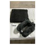 NECK PILLOW, HEATED PAD