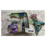 GLUE GUNS, GLUE STICKS