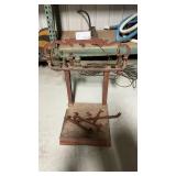VINTAGE FLOOR SCALE, NEEDS ASSEMBLED