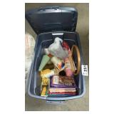 QUILT BATTING, SEWING ITEMS, YARN, IN LIDDED TOTE