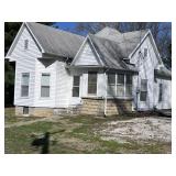 Rental or Fixer Upper 2 bed 1 bath on Dead End