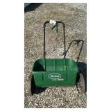SCOTTS SPREADER
