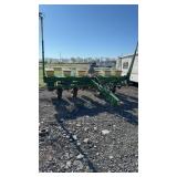 JOHN DEERE 7000 6 ROW PLANTER