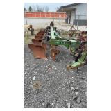 JOHN DEERE 2600 6 BOT PLOW