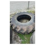 FIRESTONE 460/85R30 LOOKS ALMOST NEW