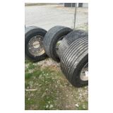 445/50R22.5 SUPER SINGLES ON ALUMINUM RIMS