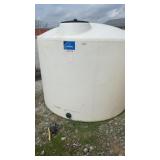 1300 GALLON WATER ONLY POLY TANK