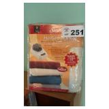 SUNBEAM TWIN ELECTRIC BLANKET. NIB