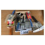 PAINT BRUSHES