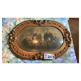 VINTAGE BUBBLE FRAME PICTURE