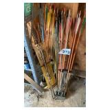 WOODEN ARROWS, QUIVERS