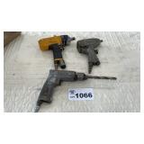 2 PNEUMATIC 1/2 INCH IMPACTS, AIR DRILL